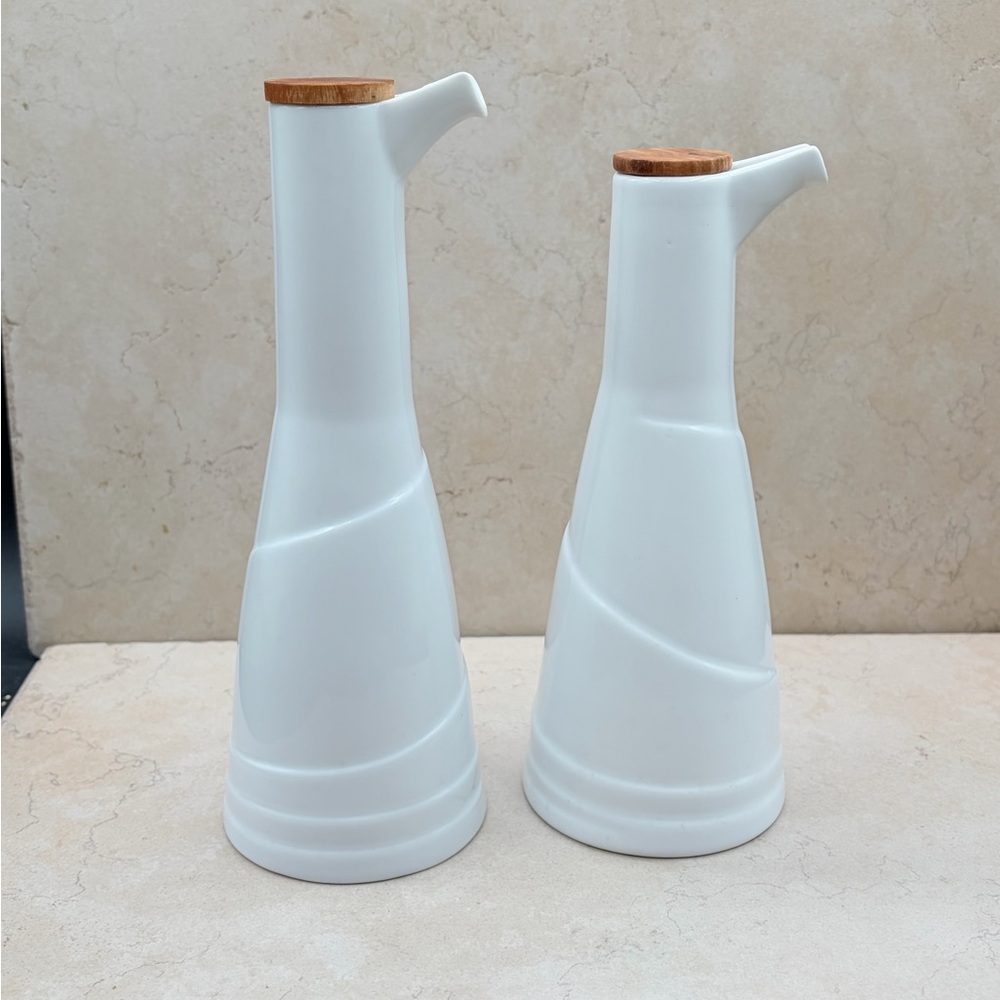 Set Of 2 BergHOFF Vinegar And Oil Carafes Wooden Stoppers Made In Belgium